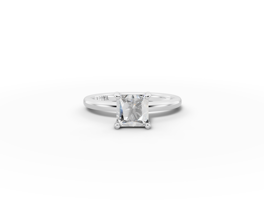 Amor Princess Shape Ring in 18K white gold with a plain band, set with a LOYA diamond (lying view)