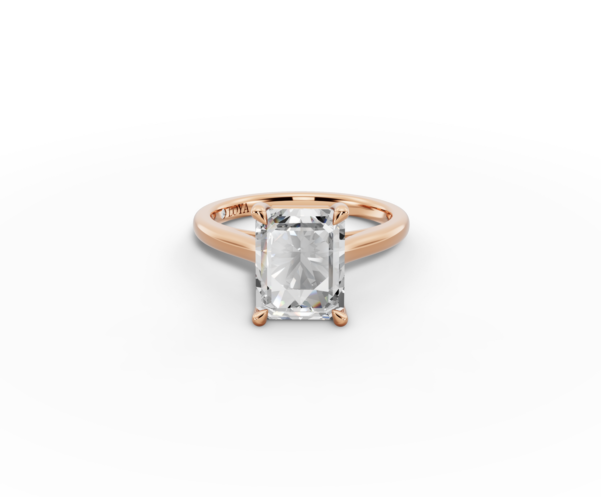 Alba Radiant Shape Ring in 18K rose gold with a plain band, set with a LOYA diamond (lying view)