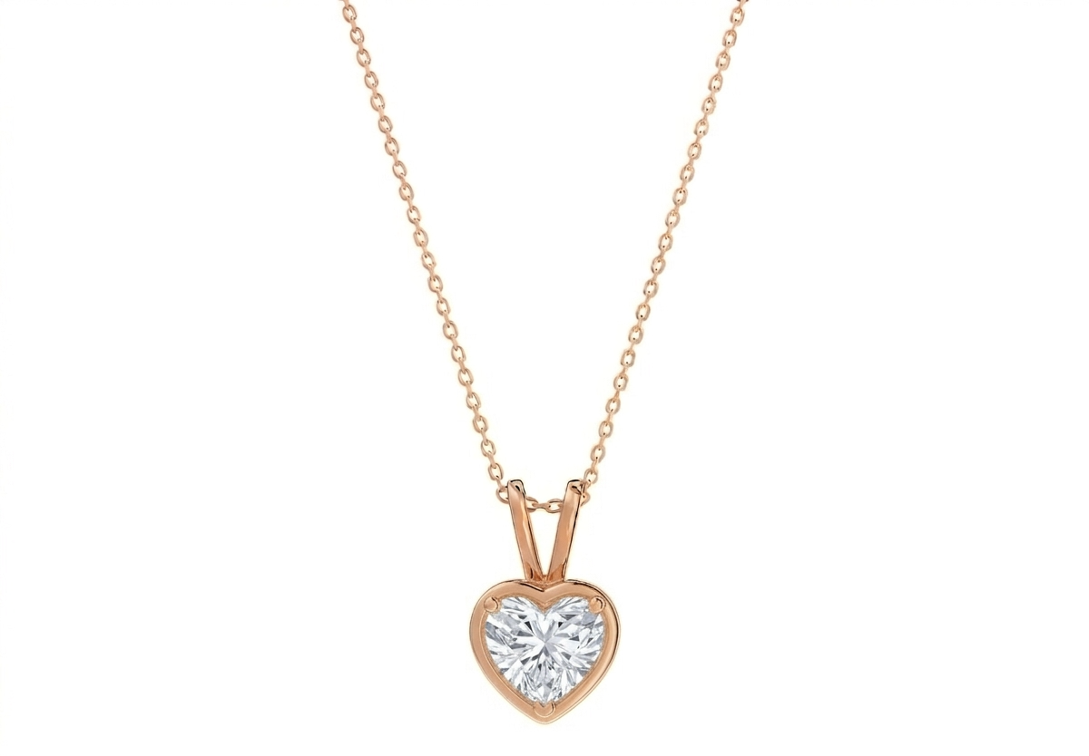 Aurora Heart Shape Pendant in 18K rose gold, set with a LOYA diamond