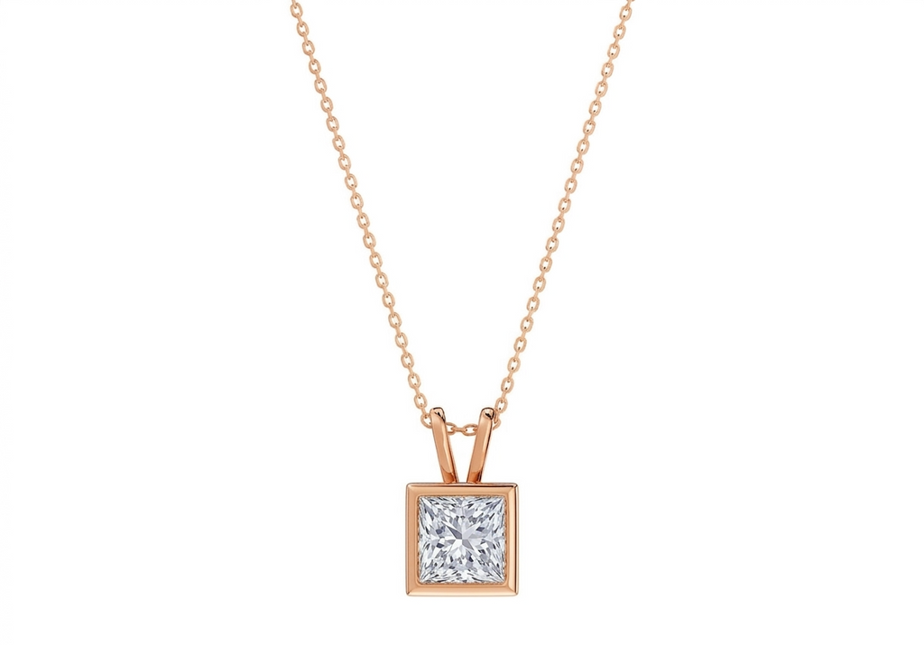 Aurora Princess Shape Pendant in 18K rose gold, set with a LOYA diamond