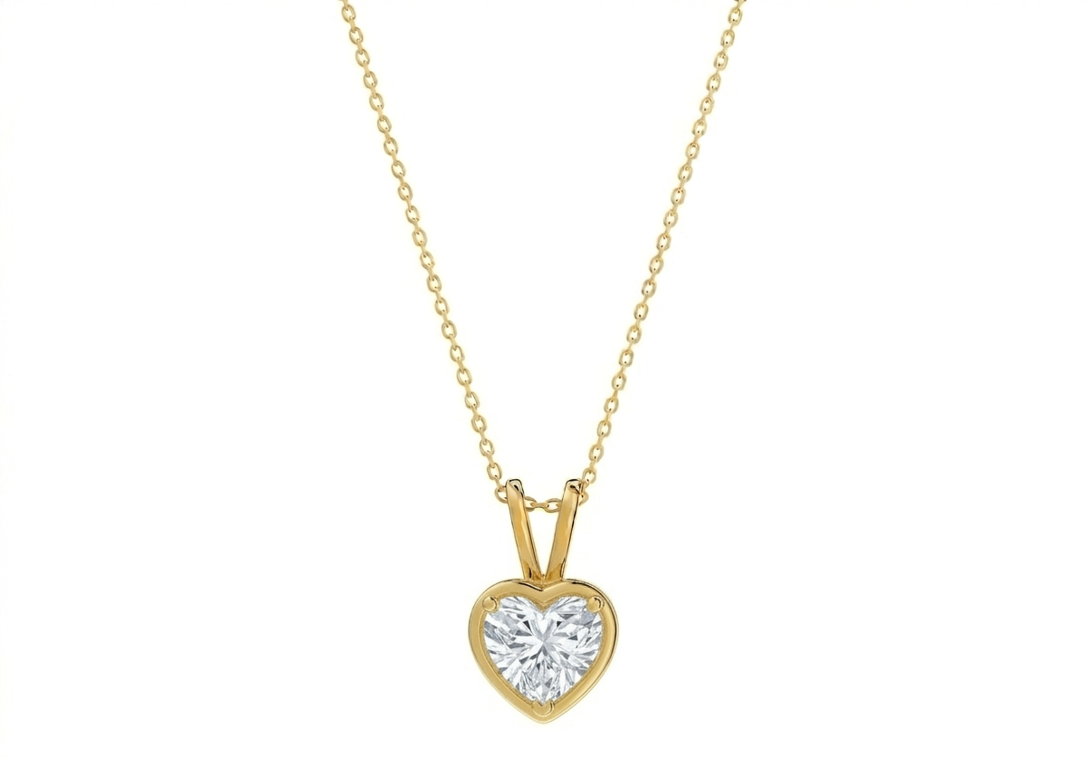 Aurora Heart Shape Pendant in 18K yellow gold, set with a LOYA diamond