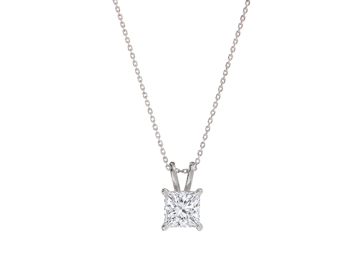 Liviana Princess Shape Pendant in 18K white gold, set with a LOYA diamond