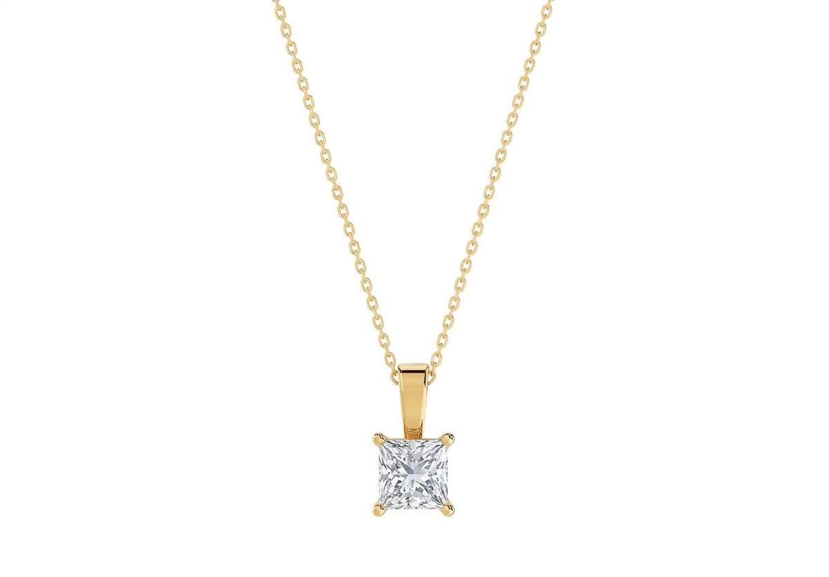 Serena Princess Shape Pendant in 18K yellow gold, set with a LOYA diamond