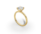 Amor Round Shape Ring in 18K yellow gold with a plain band, set with a LOYA diamond (perspective view)
