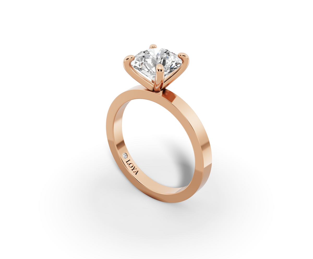 Nova Round Shape Ring in 18K rose gold with a plain band, set with a LOYA diamond (perspective view)