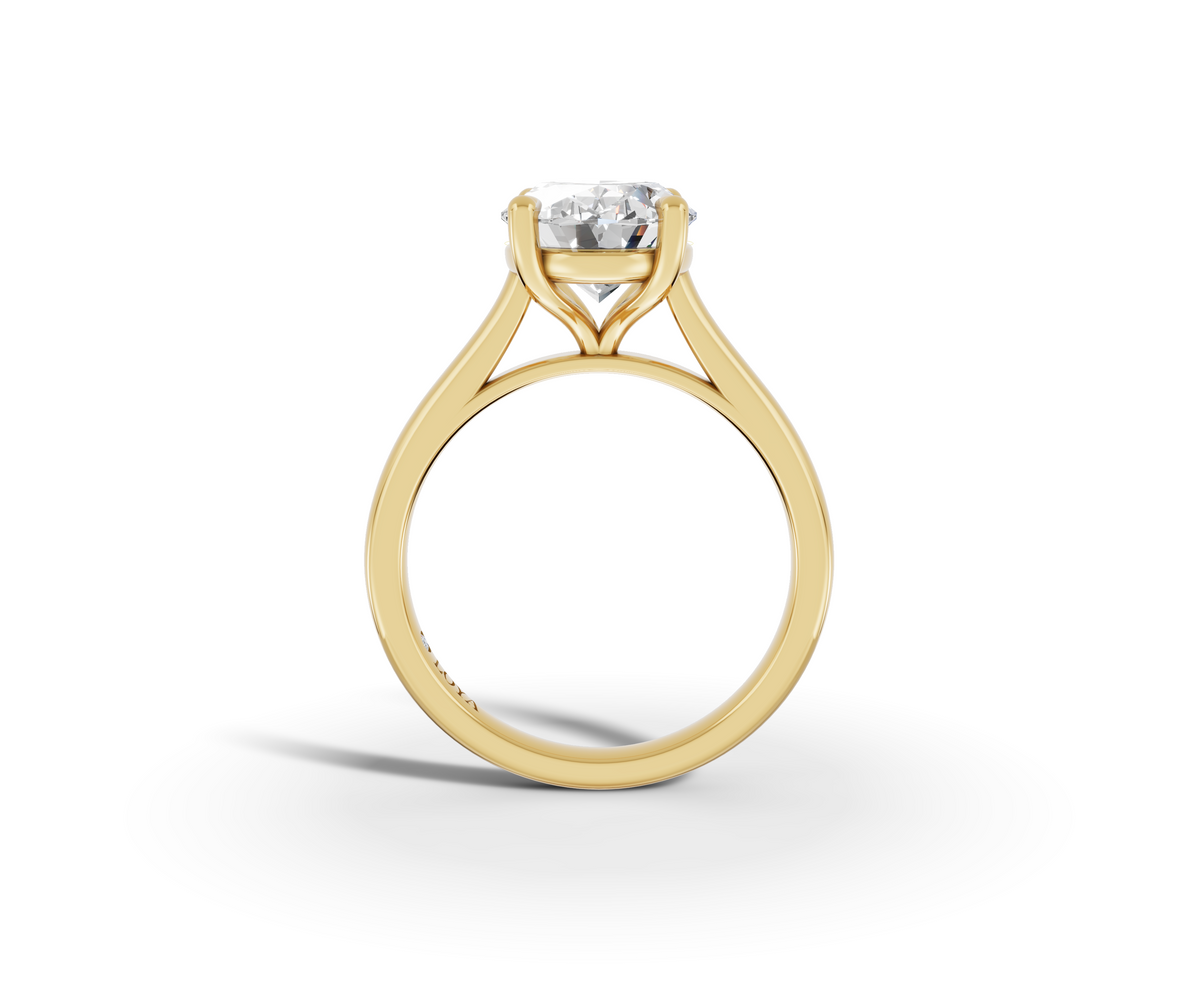 Alba Oval Shape Ring in 18K yellow gold with a plain band, set with a LOYA diamond (side view)