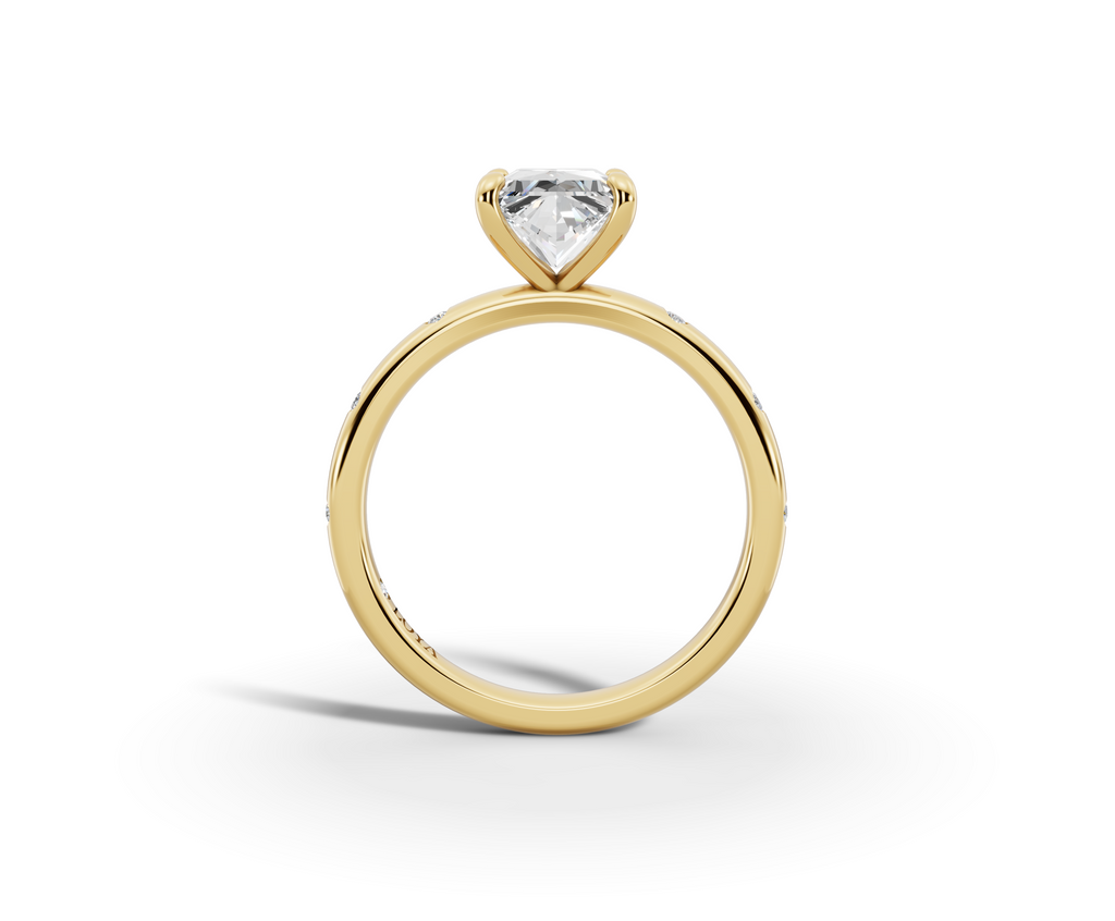 Amor Princess Shape Ring in 18K yellow gold with diamonds on the band, set with a LOYA diamond (side view)