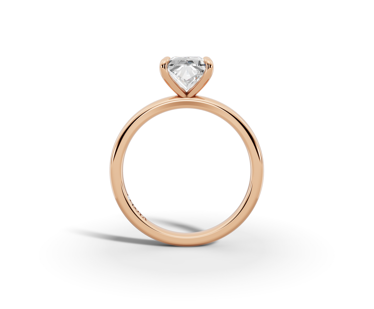 Amor Princess Shape Ring in 18K rose gold with a plain band, set with a LOYA diamond (side view)