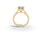 Alba Radiant Shape Ring in 18K yellow gold with a plain band, set with a LOYA diamond (side view)